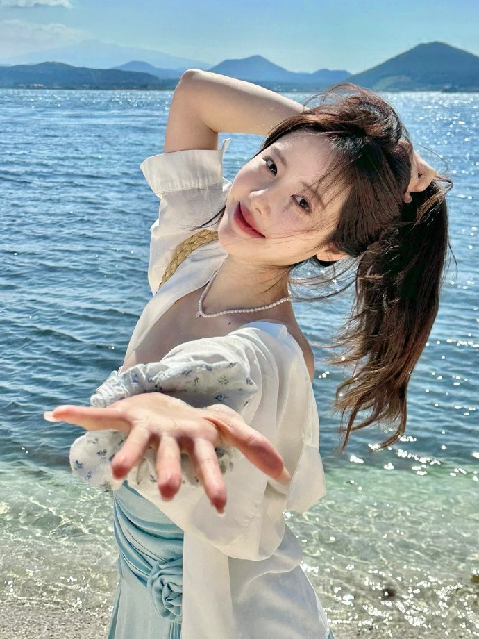 素媛 封面